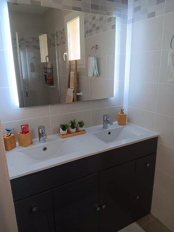 Chambre Cosy Non Fumeur Leilighet Châteaurenard Eksteriør bilde